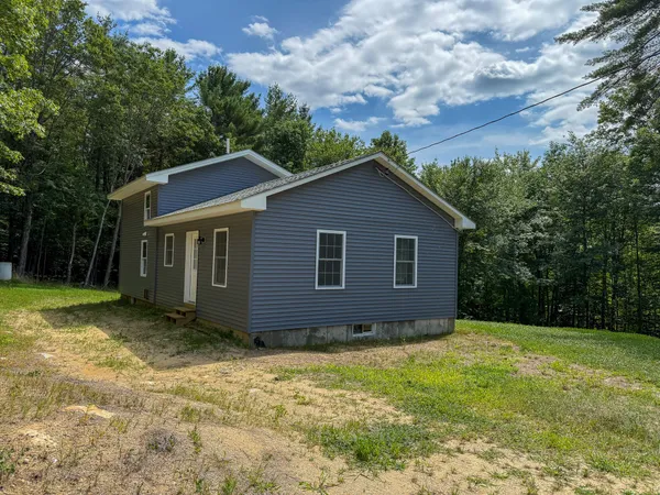 $267,000 | 21 Coolidge Road, Dixfield, ME 04224