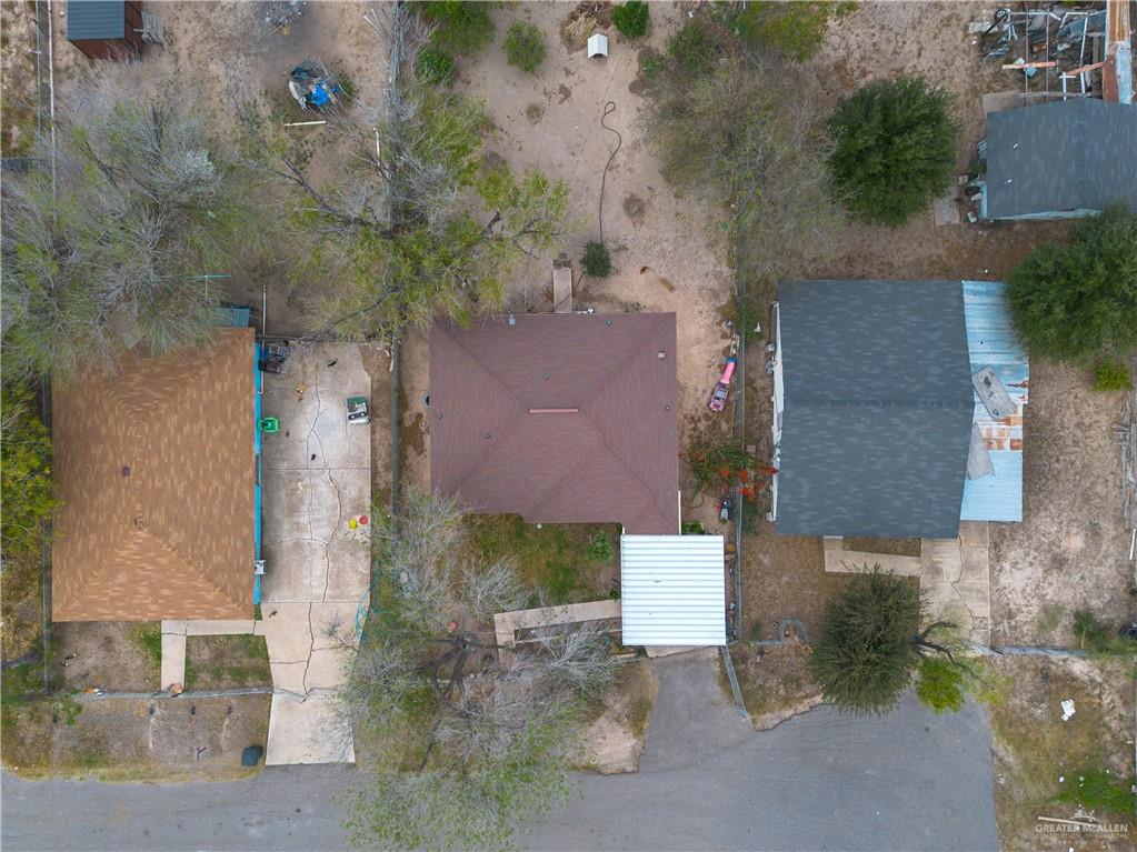 2302 Paris Street Mission, TX 78574 - Photo 25 of 25 an aerial view of a house with a yard