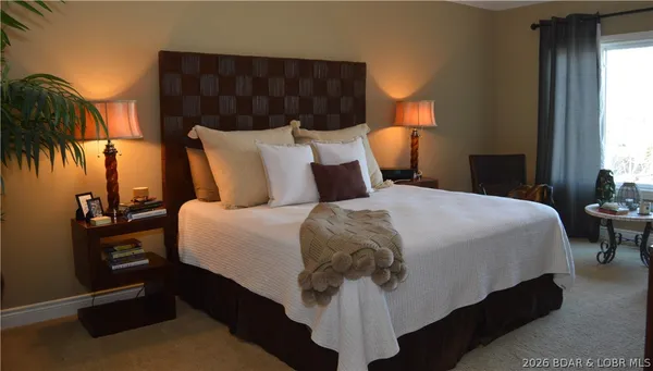 $875,000 | 702 Waterford Circle, Unit 702, Eldon, MO 65026