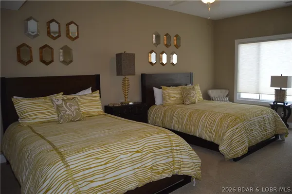 $875,000 | 702 Waterford Circle, Unit 702, Eldon, MO 65026