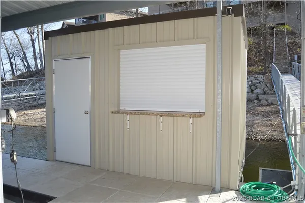 $875,000 | 702 Waterford Circle, Unit 702, Eldon, MO 65026