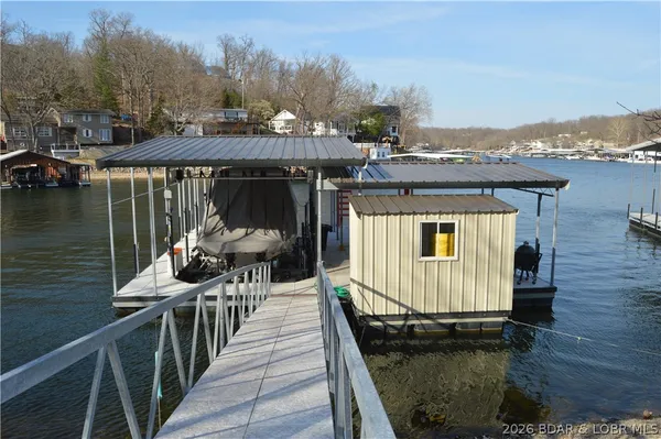 $875,000 | 702 Waterford Circle, Unit 702, Eldon, MO 65026