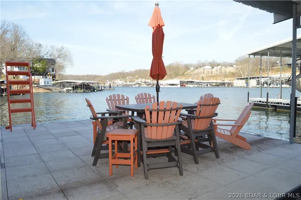 $875,000 | 702 Waterford Circle, Unit 702, Eldon, MO 65026