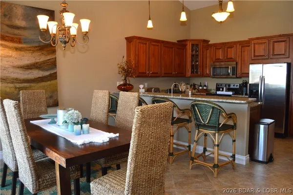 $875,000 | 702 Waterford Circle, Unit 702, Eldon, MO 65026