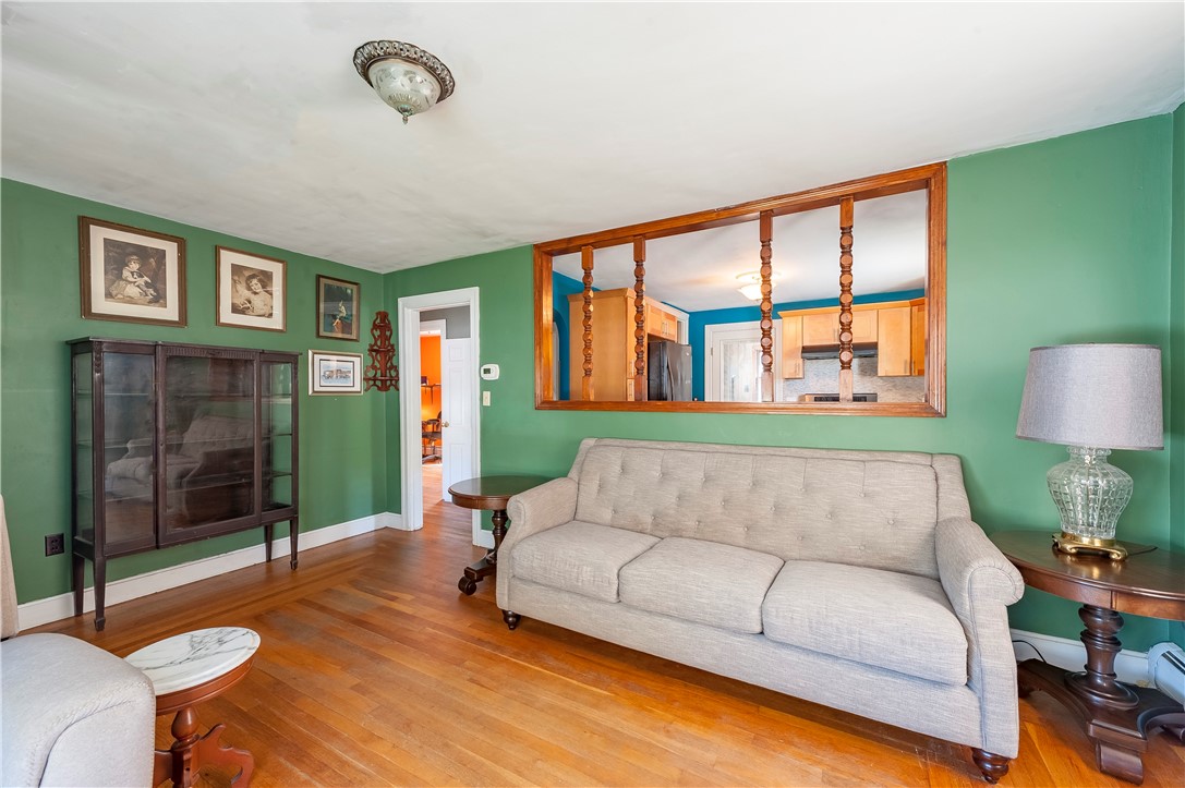 34 Rosemere Road Pawtucket, RI 02861 - Photo 3 of 25 Gallery Image 3