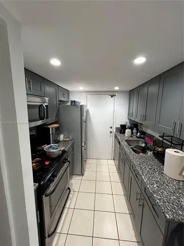 $255,000 | 17901 Northwest 68th Avenue, Unit T207, Hialeah, FL 33015