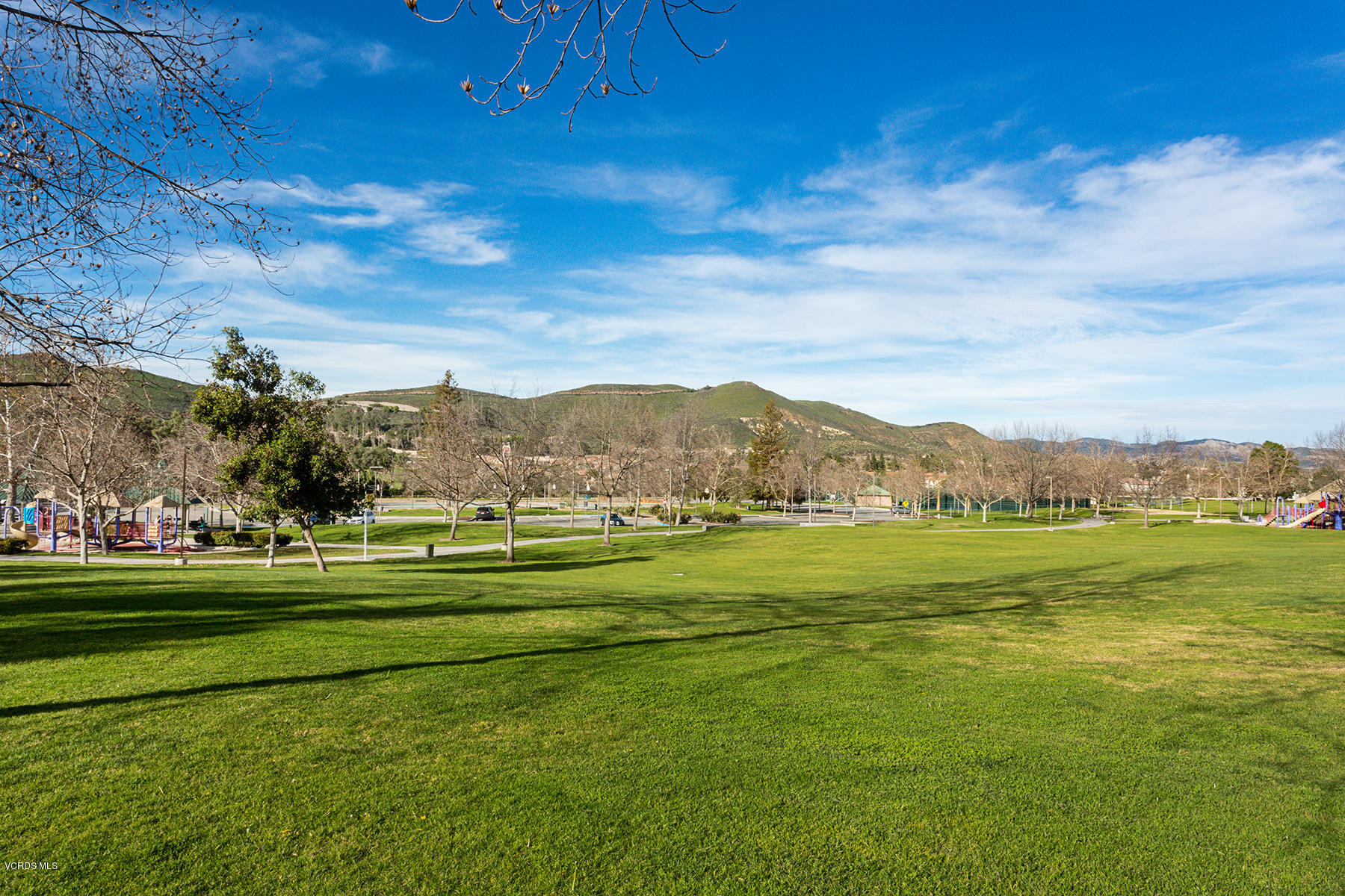 75 Valley Crest Road Simi Valley, CA 93065 - Photo 32 of 33 a view of a grassy field with an trees