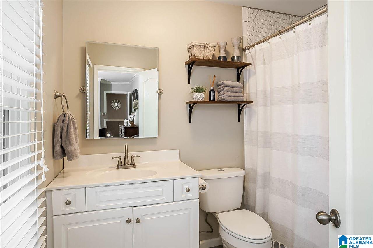 236 Raleigh Avenue Birmingham, AL 35209 - Photo 21 of 41