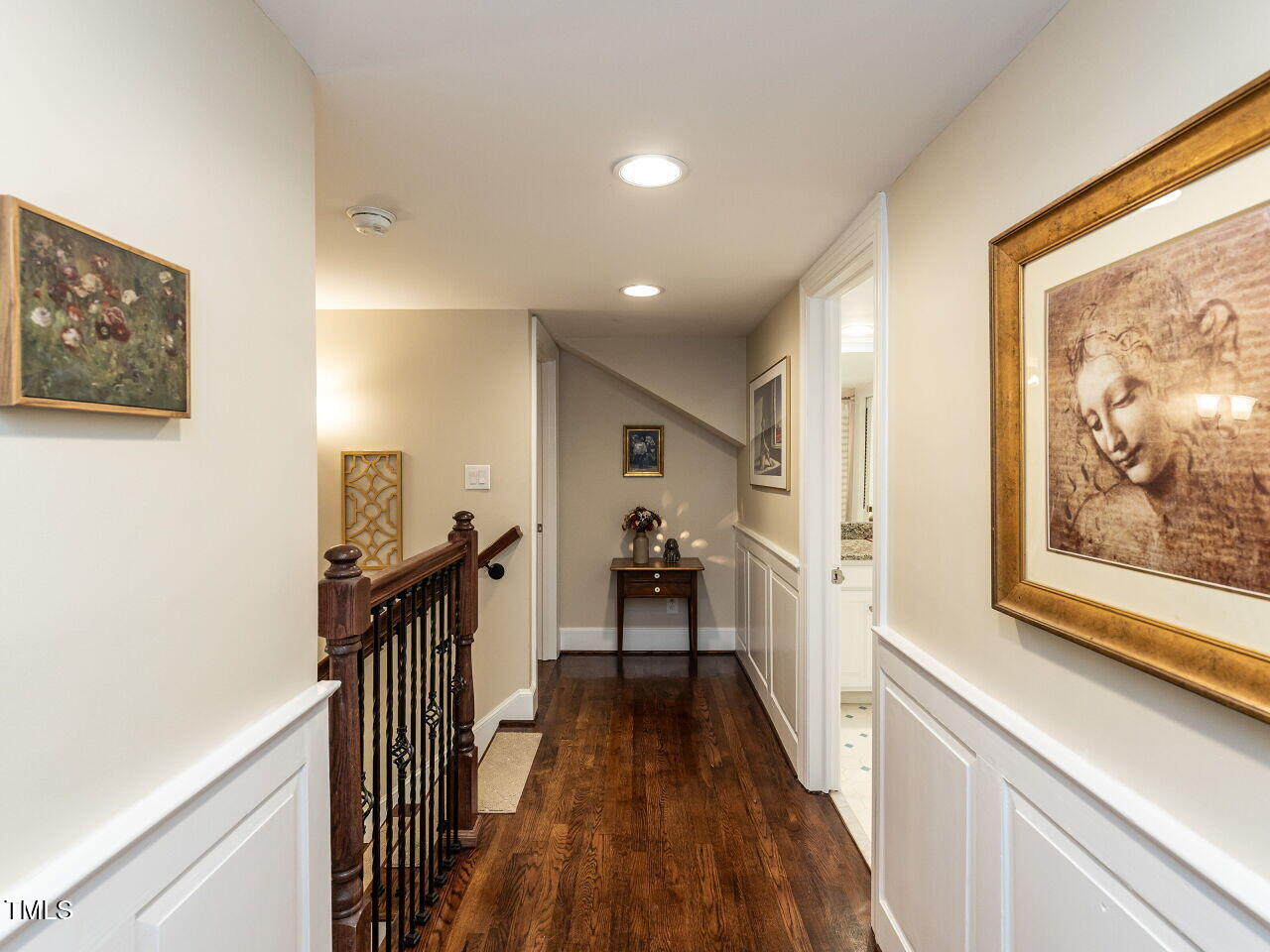 107 Forest Road Oxford, NC 27565 - Photo 28 of 47 027-1280x960-second-floor-hallway
