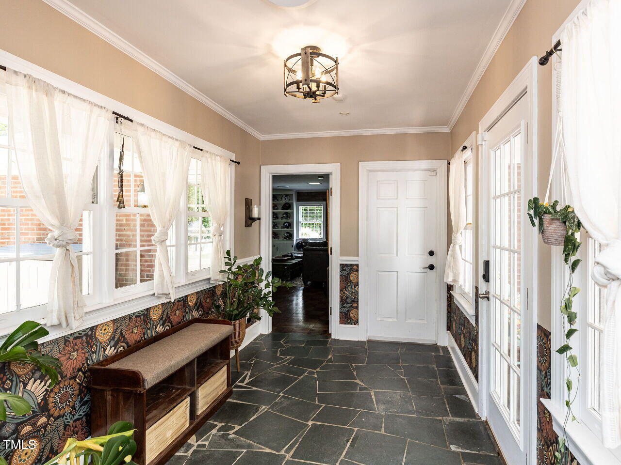 107 Forest Road Oxford, NC 27565 - Photo 30 of 47 029-1280x960-breezeway