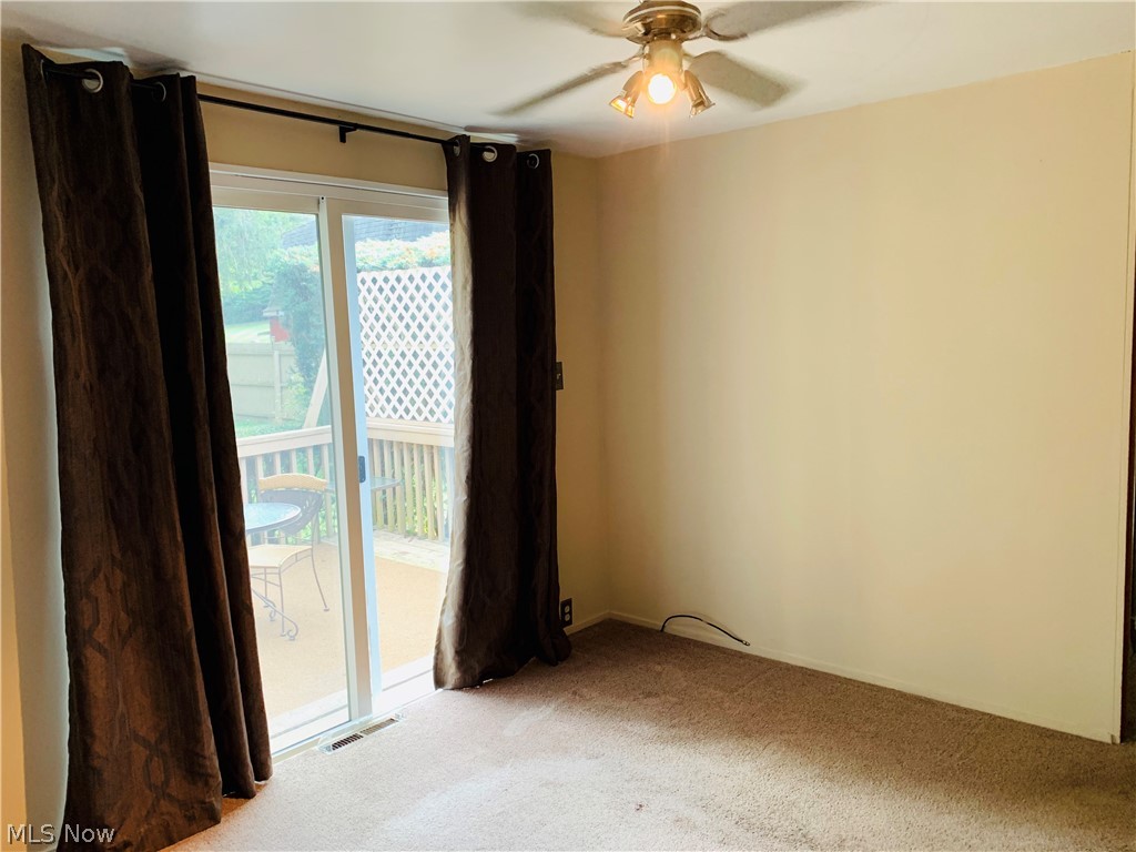 3595 Cottage Grove Road Akron, OH 44319 - Photo 9 of 22