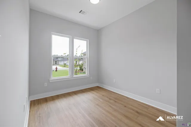 $352,990 | 25305 Burlington Drive, Denham Springs, LA 70726