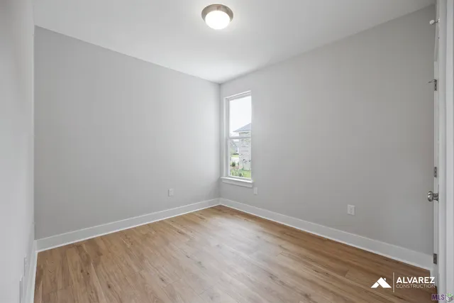 $352,990 | 25305 Burlington Drive, Denham Springs, LA 70726