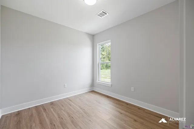 $352,990 | 25305 Burlington Drive, Denham Springs, LA 70726