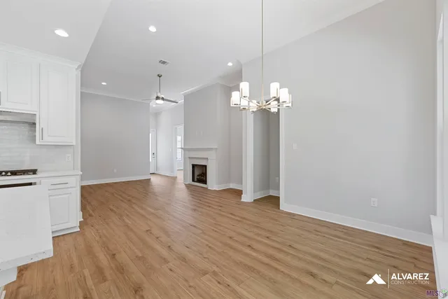 $352,990 | 25305 Burlington Drive, Denham Springs, LA 70726