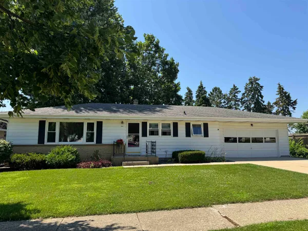$275,000 | 2219 Mineral Point Avenue, Janesville, WI 53548