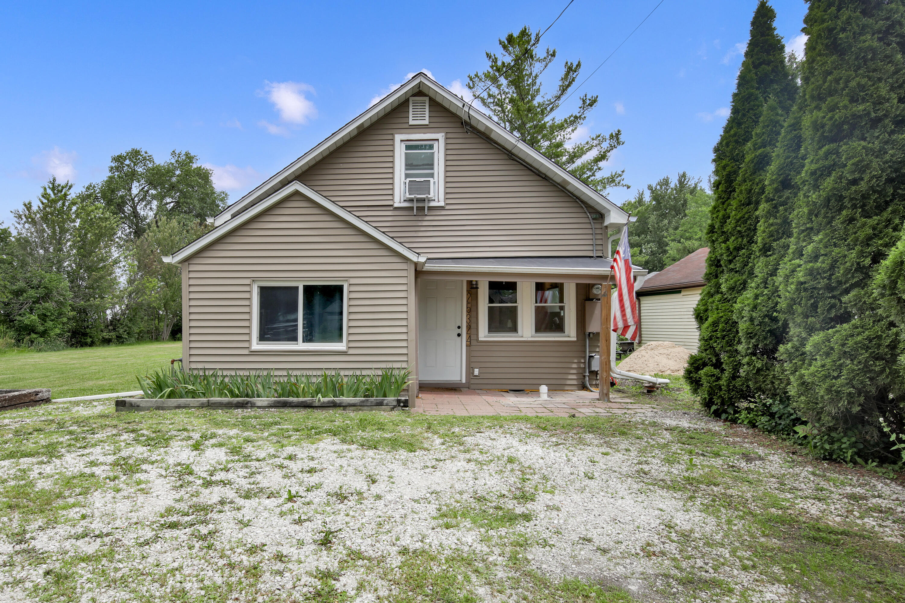 25324 South Wind Lake Road Norway, WI 53185 - Photo 30 of 31 Front