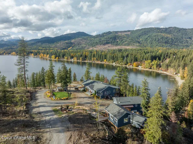 $1,299,990 | 8171 West Osprey Ridge Road, Rathdrum, ID 83858