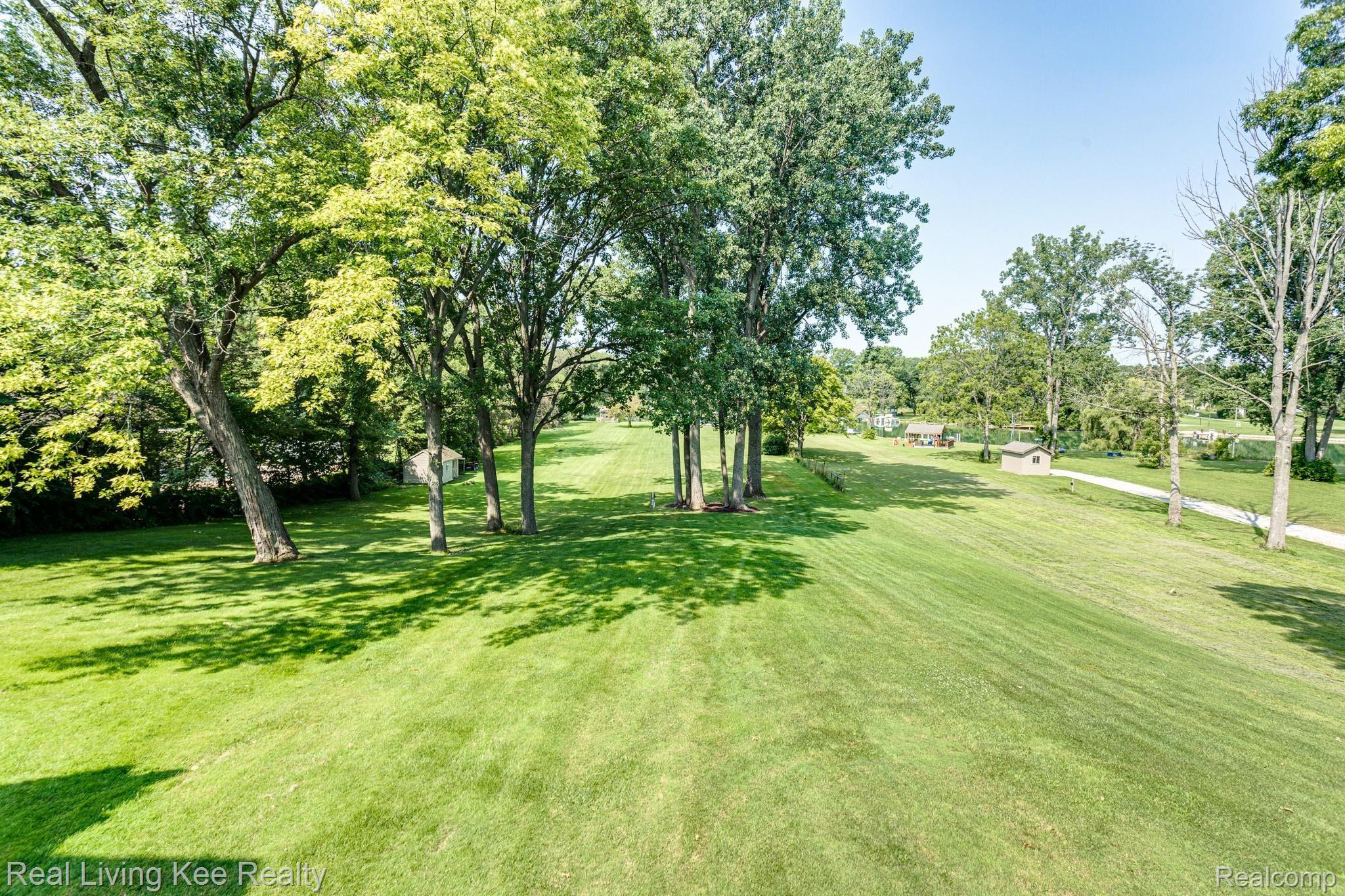 3017 Riverside Drive Port Huron, MI 48060 - Photo 58 of 70 3017 Riverside Dr (11 of 81).jpg