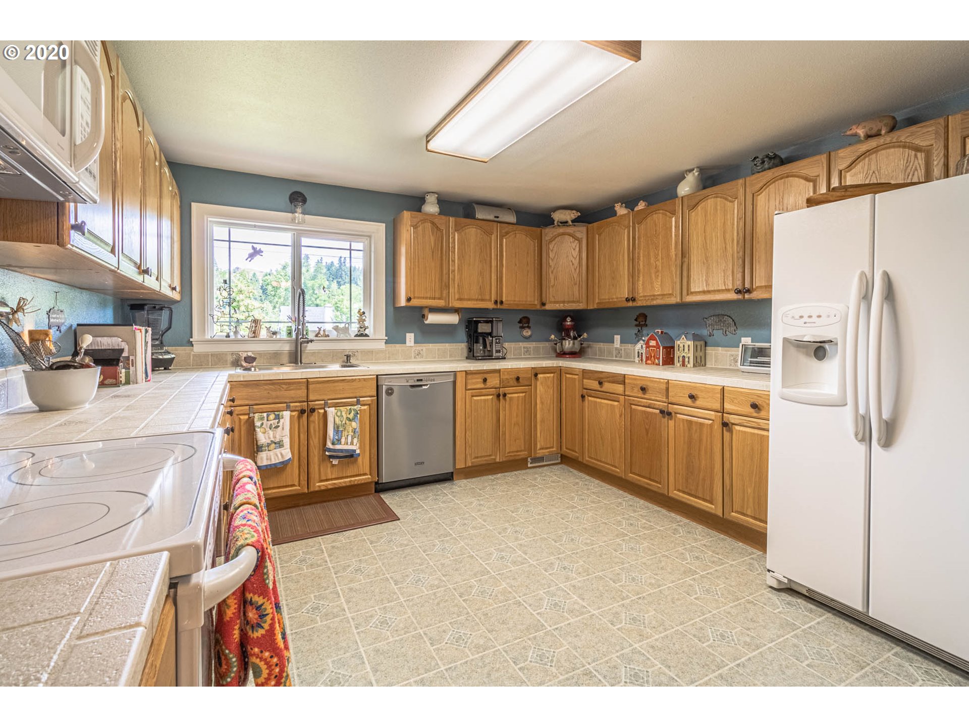 31714 Gowdyville Road Cottage Grove, OR 97424 - Photo 11 of 31 Gallery Image 11