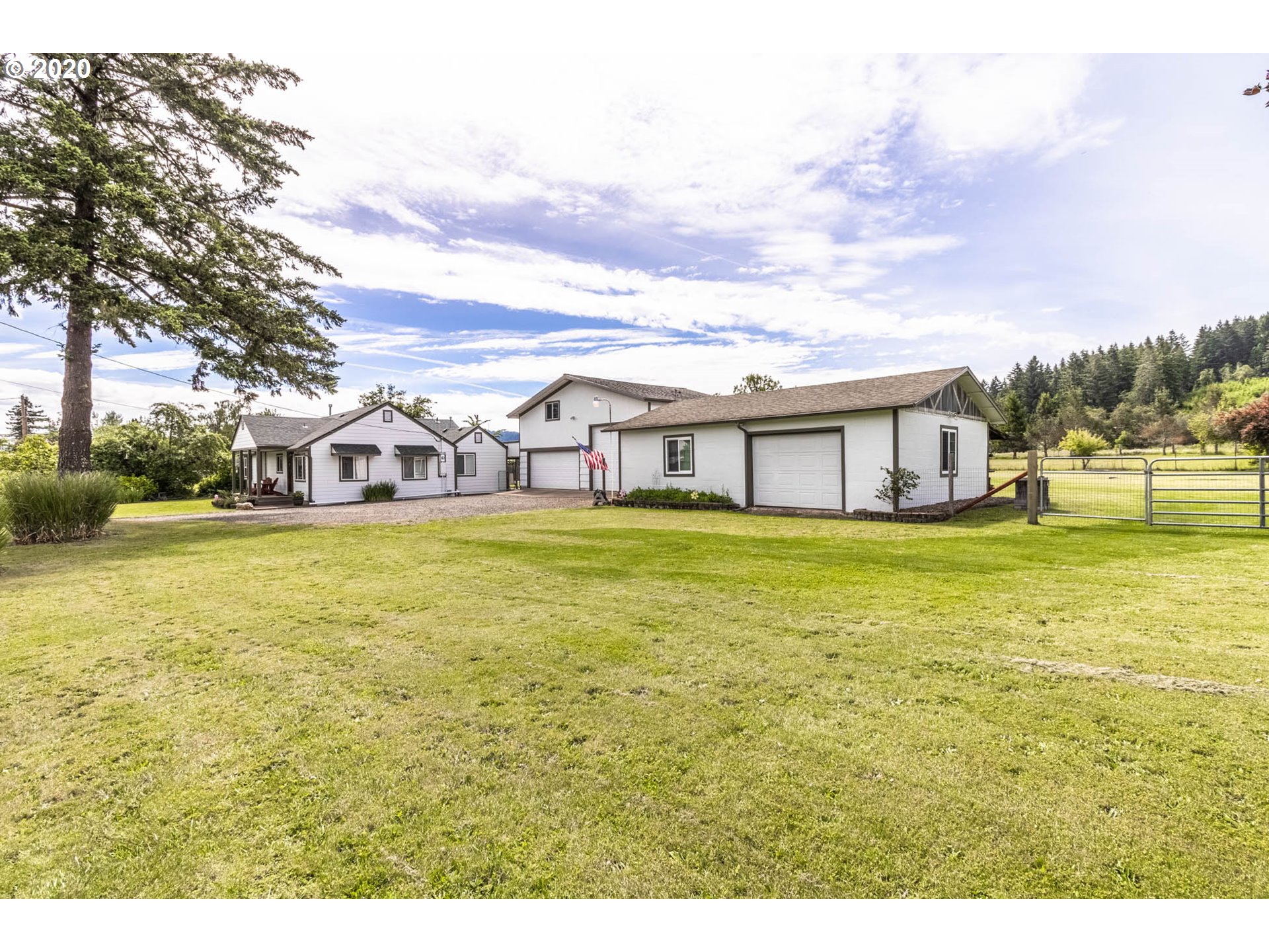 31714 Gowdyville Road Cottage Grove, OR 97424 - Photo 3 of 31 Gallery Image 3