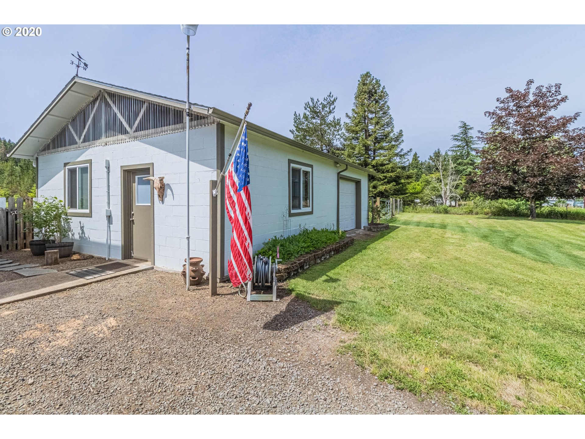 31714 Gowdyville Road Cottage Grove, OR 97424 - Photo 4 of 31 Gallery Image 4