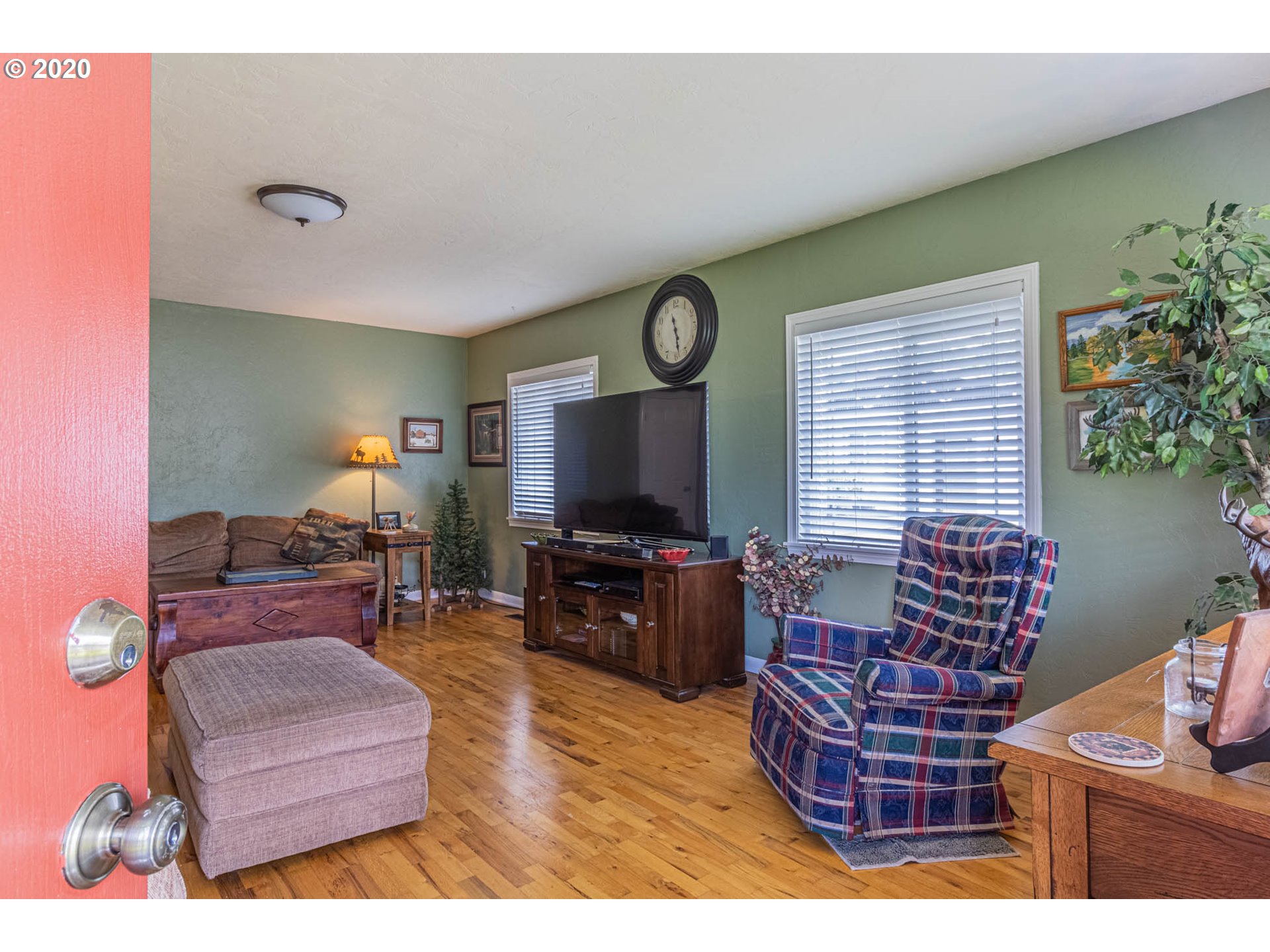 31714 Gowdyville Road Cottage Grove, OR 97424 - Photo 6 of 31 Gallery Image 6