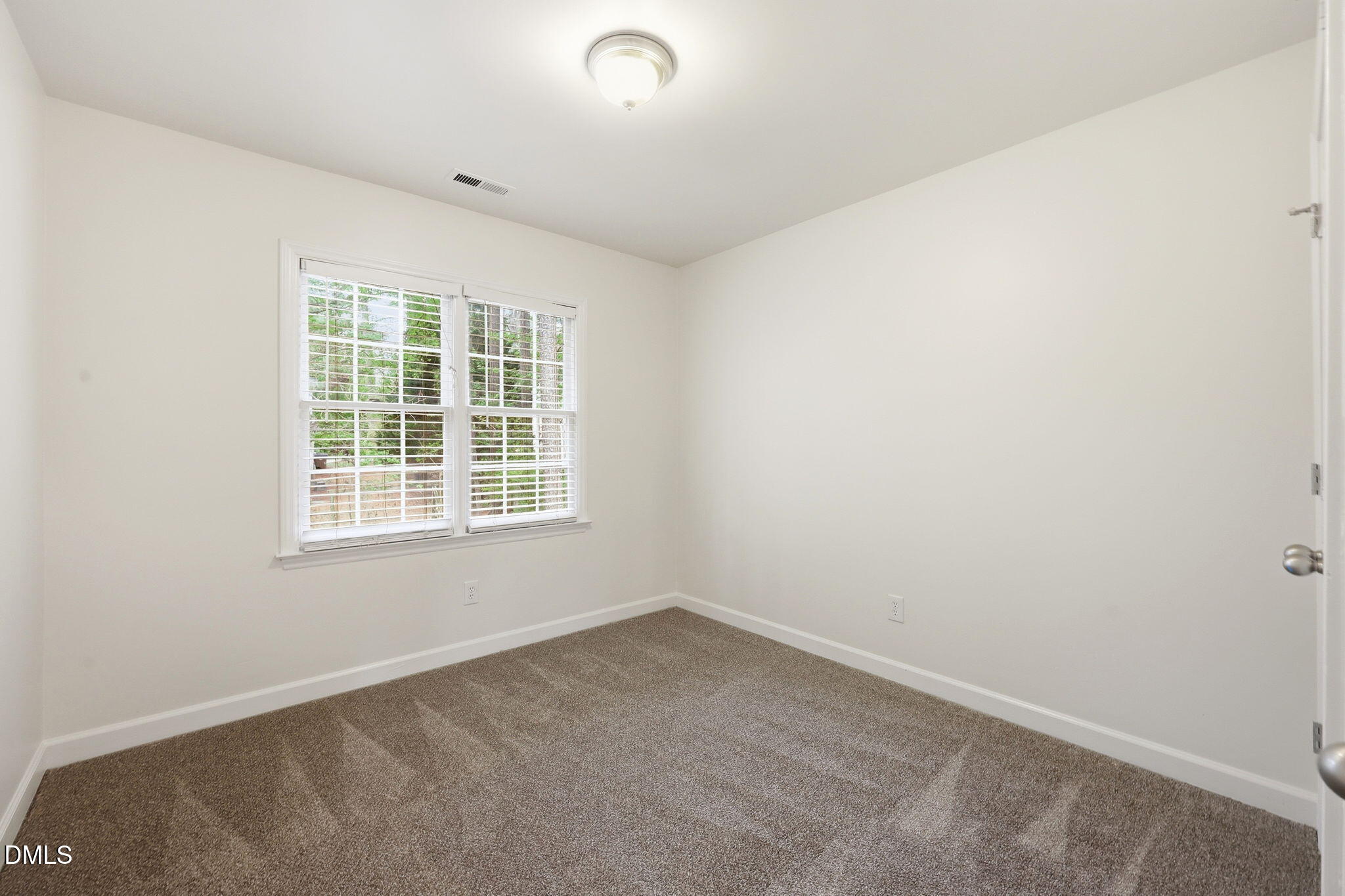 993 Kintail Court Wake Forest, NC 27587 - Photo 16 of 29 17-web-or-mls-img_1212