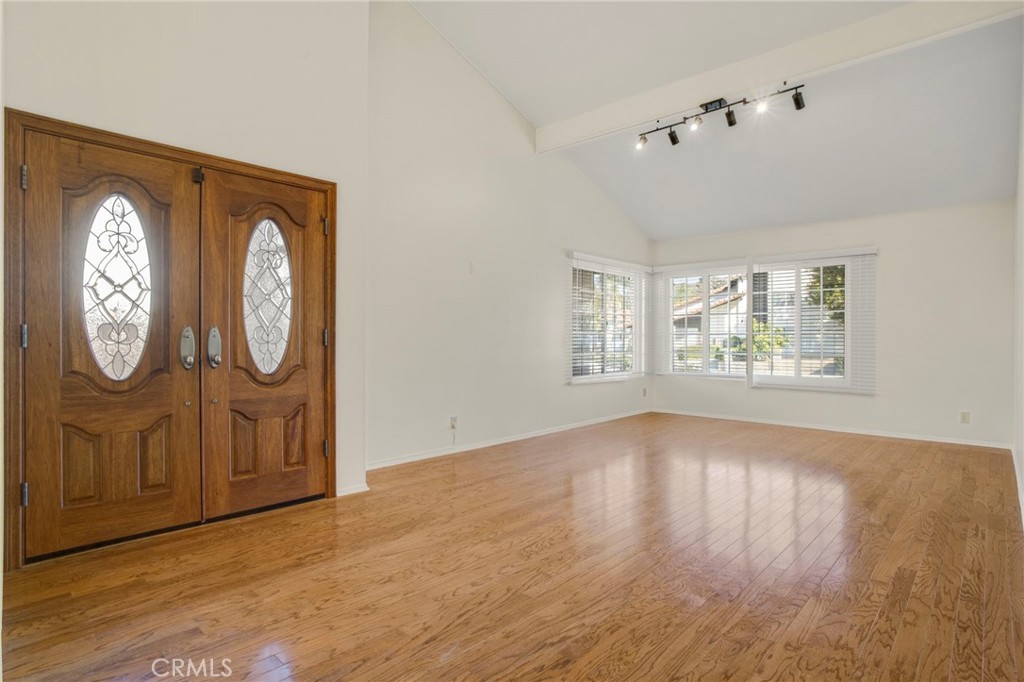 3488 Radcliffe Road Thousand Oaks, CA 91360 - Photo 5 of 23 a view of a room with wooden floor and window