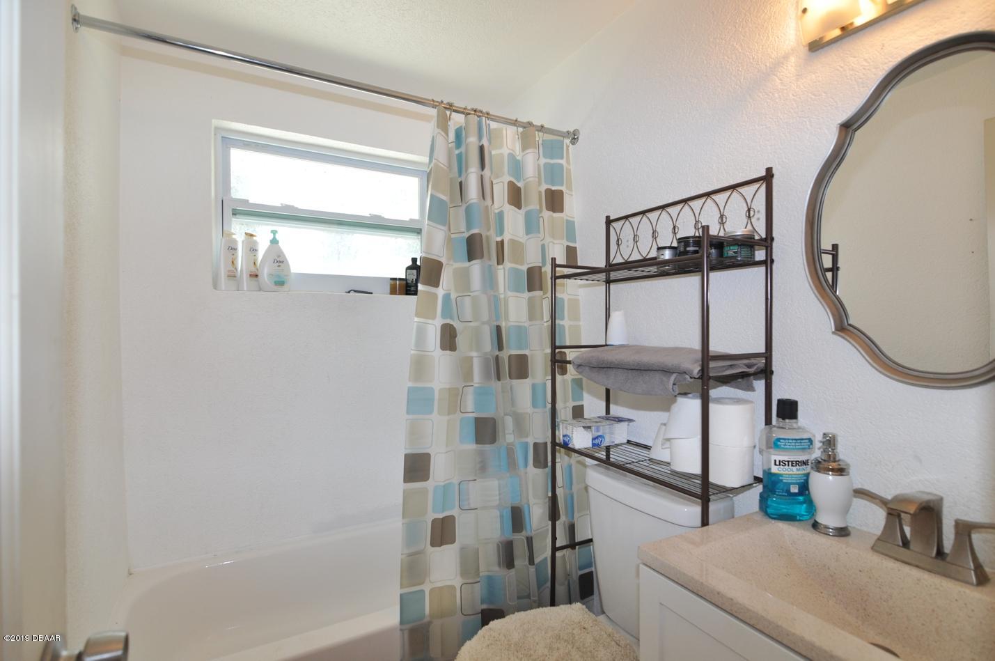 2440 Yale Road South Daytona, FL 32119 - Photo 15 of 18 Bathroom
