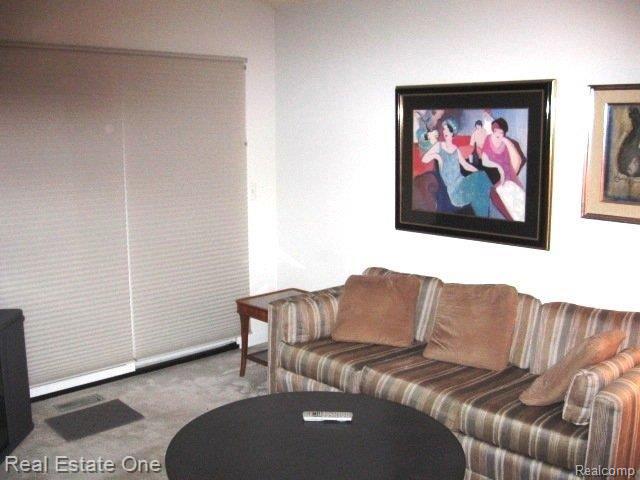 22040 River Ridge Trail Farmington, MI 48335 - Photo 6 of 17 Study