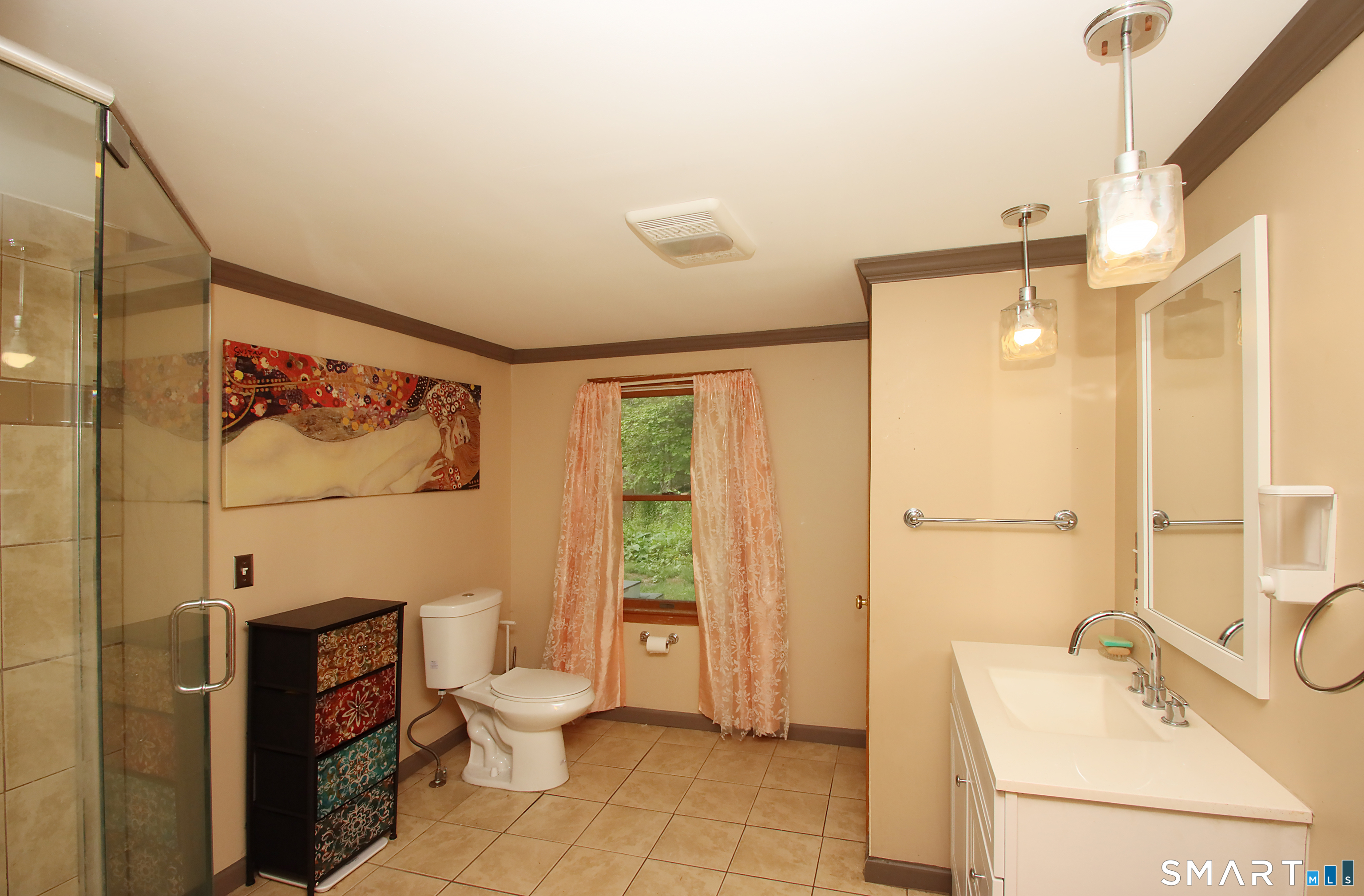 440 Dunbar Hill Road Hamden, CT 06514 - Photo 11 of 26