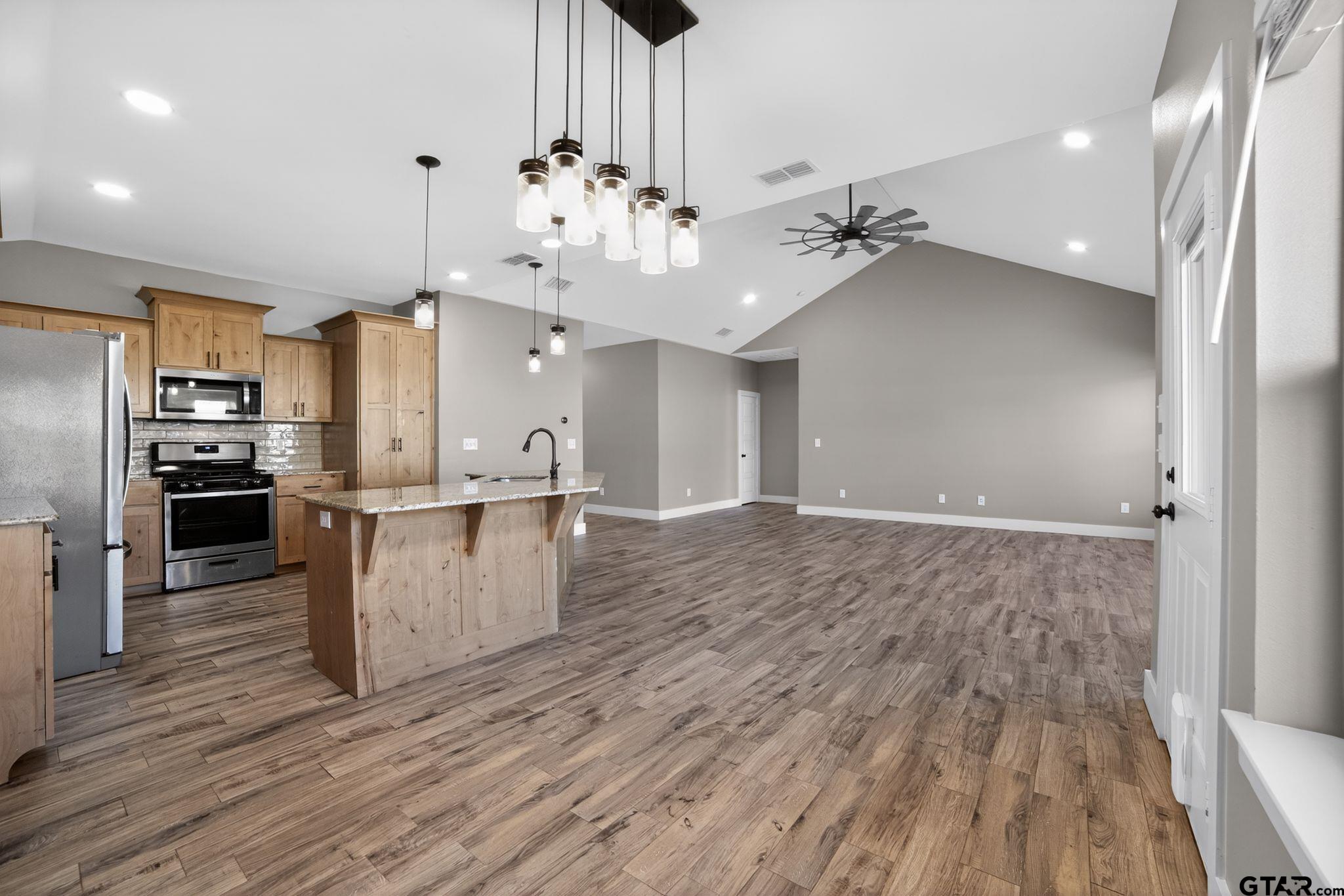 16217 Ridgeview Lane Lindale, TX 75771 - Photo 13 of 32