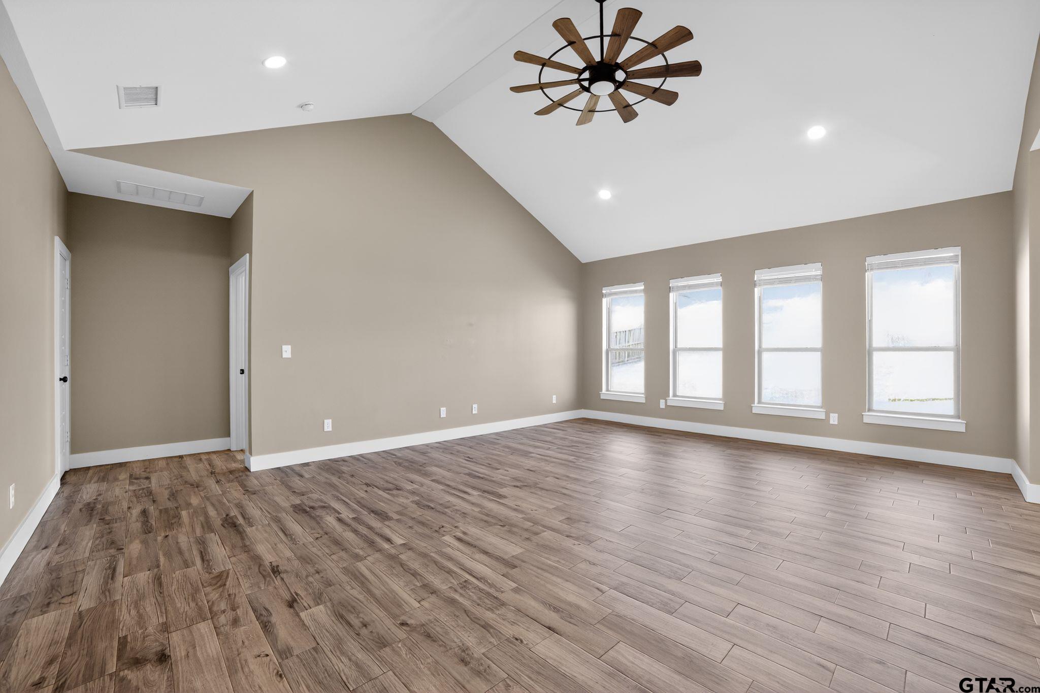 16217 Ridgeview Lane Lindale, TX 75771 - Photo 8 of 32