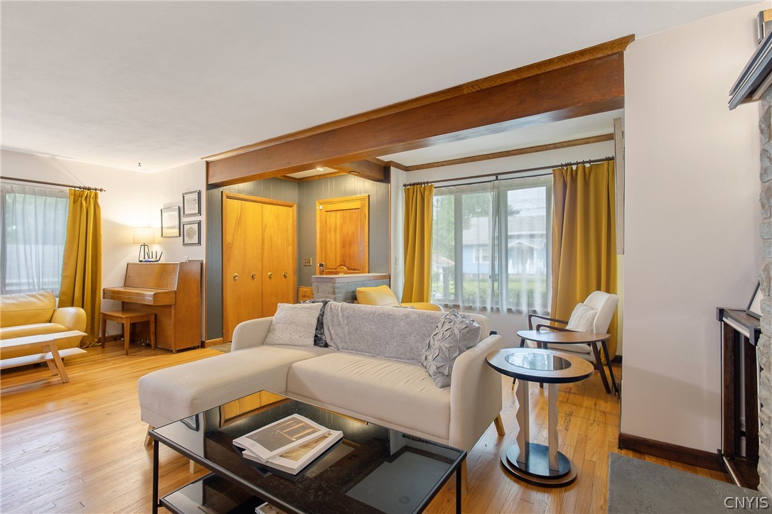 112 Winthrop Road Syracuse, NY 13206 - Photo 15 of 42 Seamless Transitions, Warm Hardwoods, and Exceptio