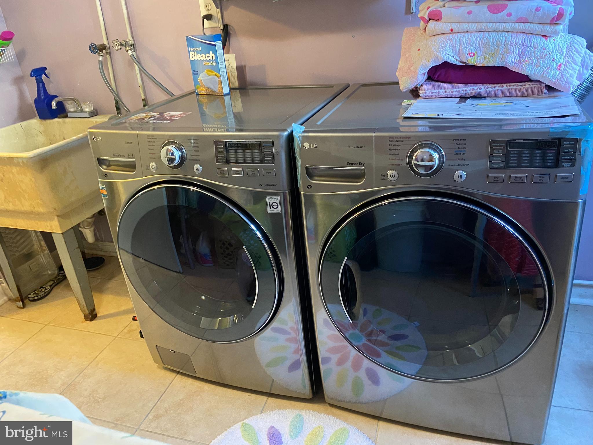 8502 Chervil Road Lanham, MD 20706 - Photo 13 of 44 Laundry Machines