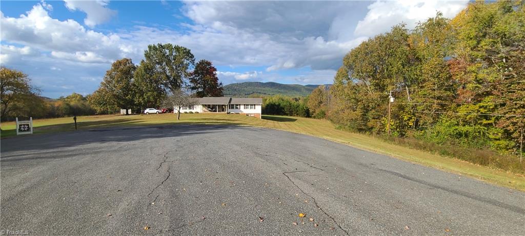 1274 Hill Road King, NC 27021 - Photo 3 of 39