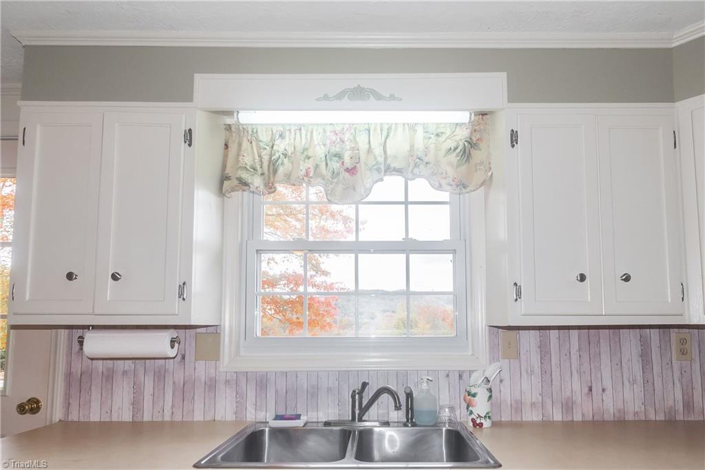 1274 Hill Road King, NC 27021 - Photo 29 of 39