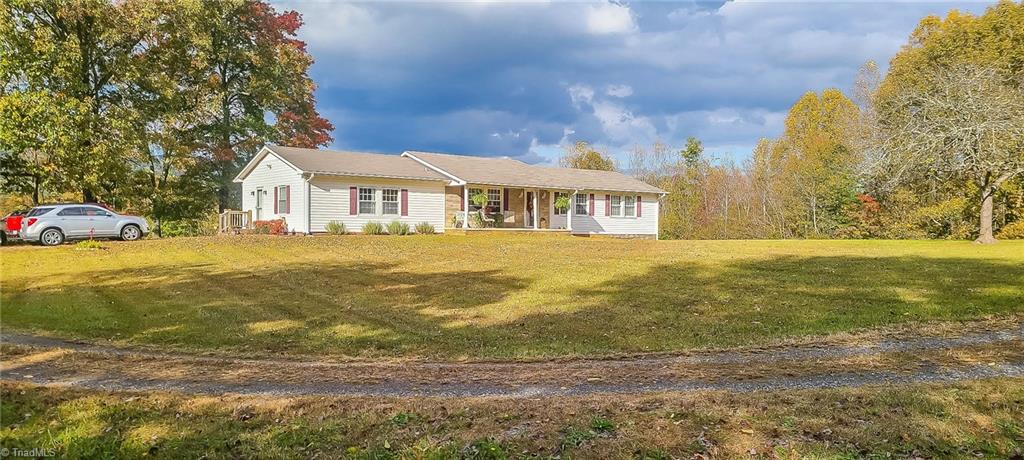 1274 Hill Road King, NC 27021 - Photo 34 of 39