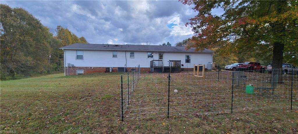 1274 Hill Road King, NC 27021 - Photo 8 of 39