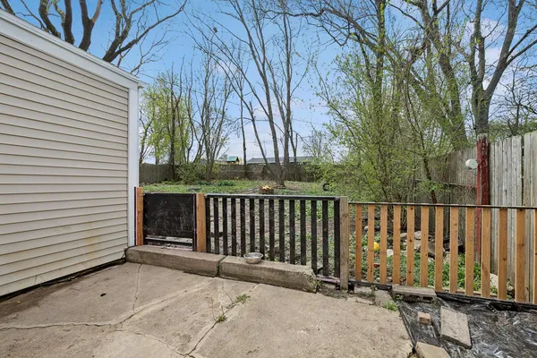 $230,000 | 36912 North Lawrence Drive, Lake Villa, IL 60046