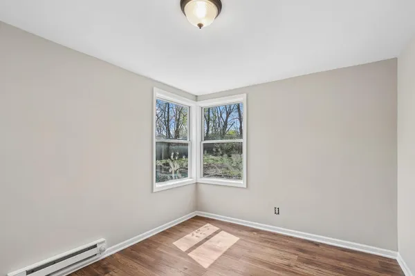 $230,000 | 36912 North Lawrence Drive, Lake Villa, IL 60046