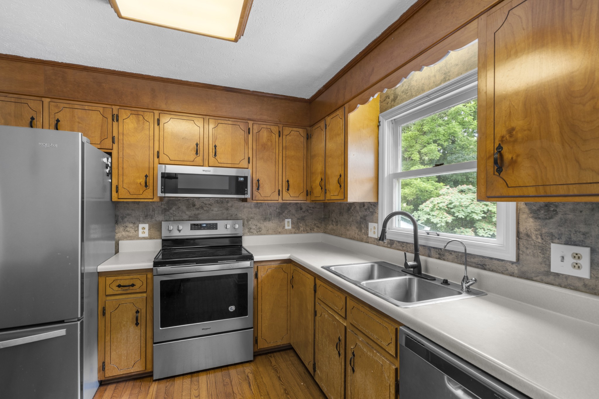 207 Robinson Road Dickson, TN 37055 - Photo 16 of 56