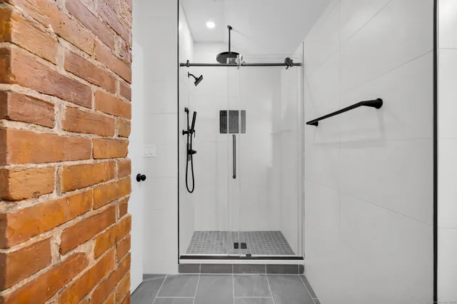 $3,250 | 48 Water Street, Unit 2, Glastonbury, CT 06073