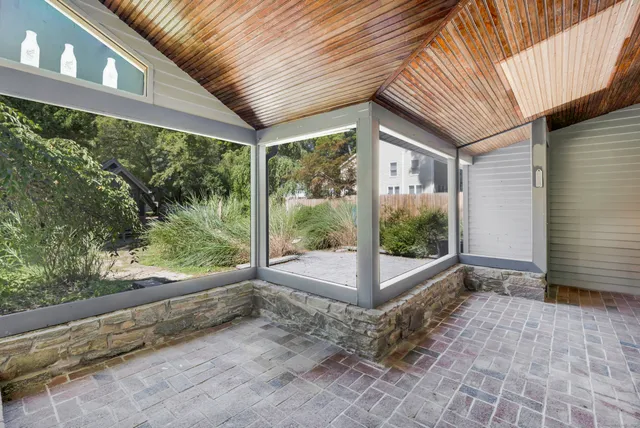 $3,250 | 48 Water Street, Unit 2, Glastonbury, CT 06073