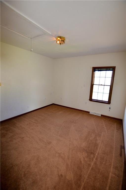 140 Buss Road Aliquippa, PA 15001 - Photo 17 of 25 Gallery Image 17