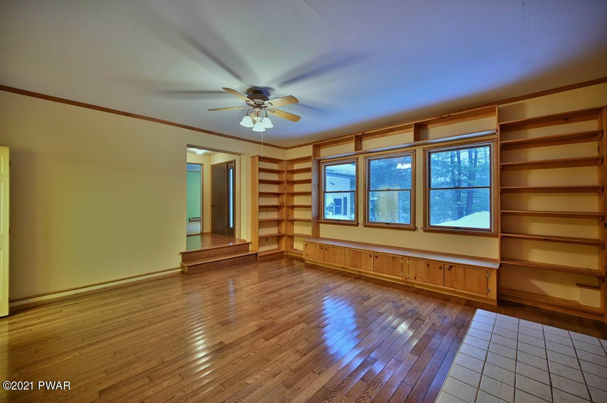 142 Market Road Greeley, PA 18425 - Photo 8 of 98