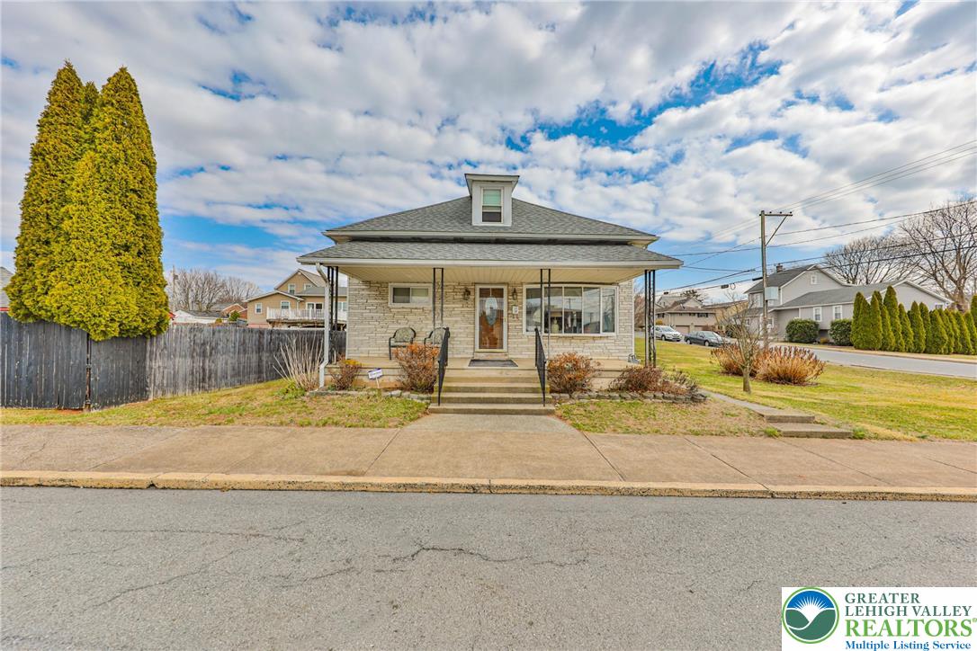 1005 7th Street Whitehall, PA 18052 - Photo 4 of 74