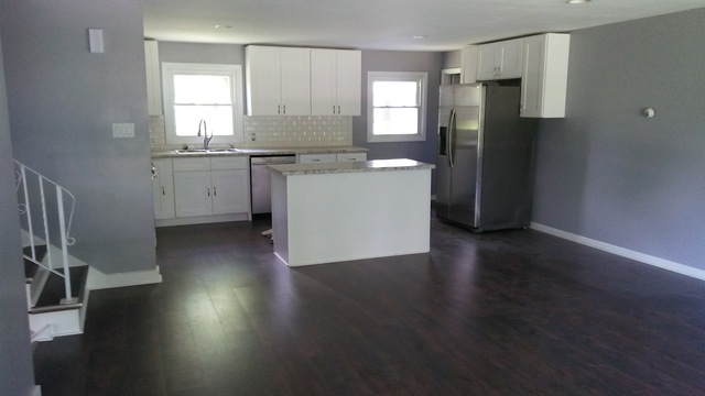 108 Old Elm Road Joliet, IL 60433 - Photo 5 of 34