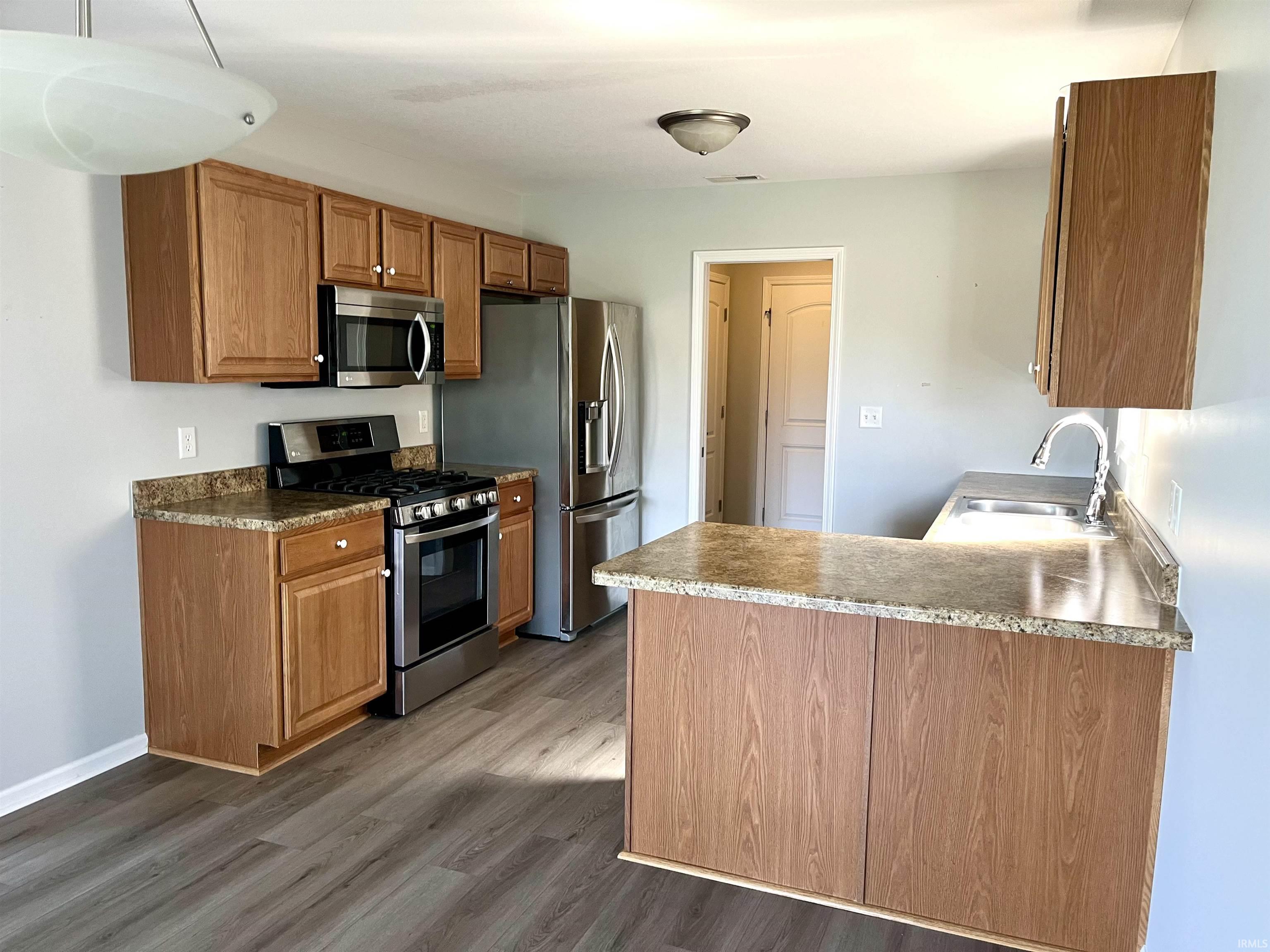 7623 Bowlander Way Fort Wayne, IN 46835 - Photo 11 of 25